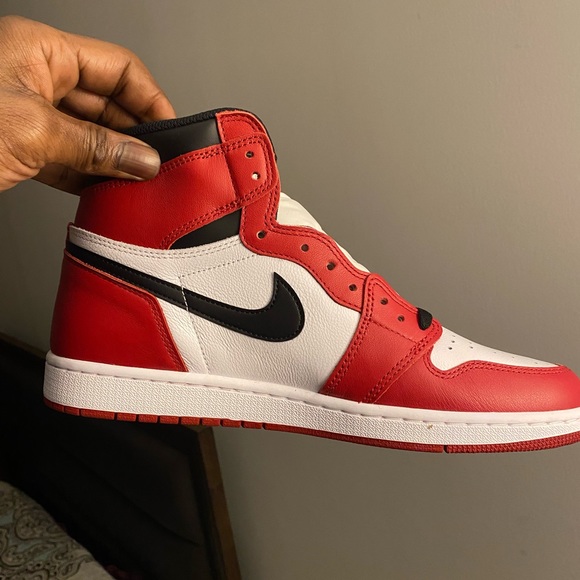 Air Jordan 1 Chicago 2015 - Picture 5 of 6